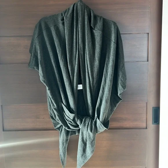 Beyond Yoga Sweater - Picture 7 of 8